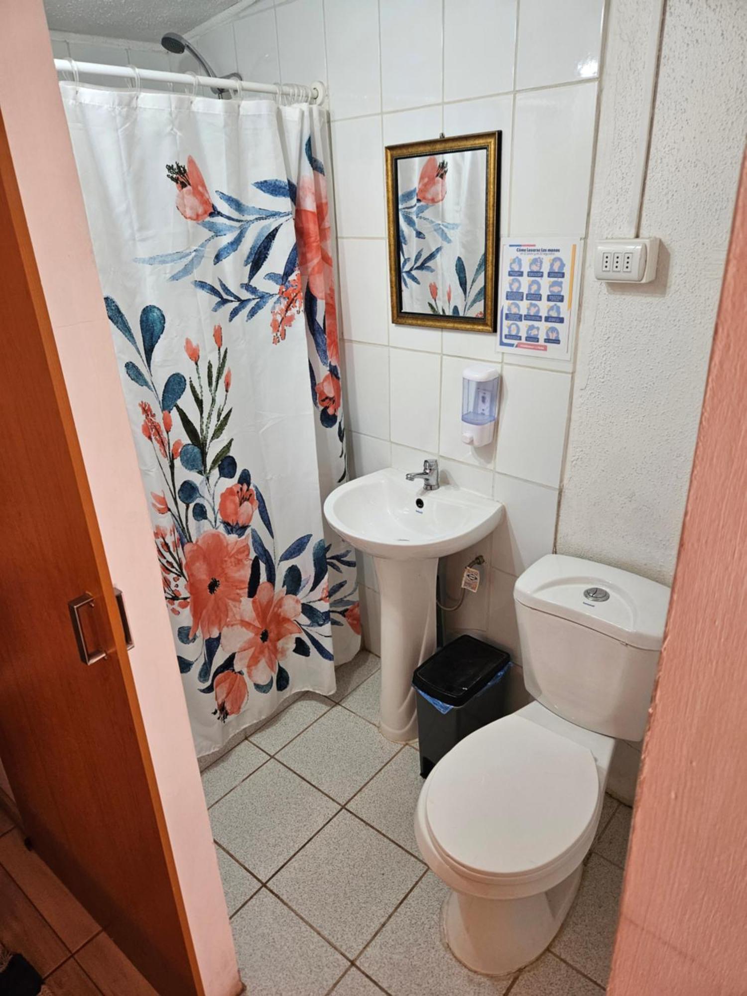 Hostal Likancabur Сан-Педро-де-Атакама Екстер'єр фото